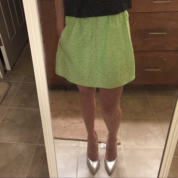 J. CREW Factory Green Floral Eyelet Lace Skirt - Picture 7 of 7